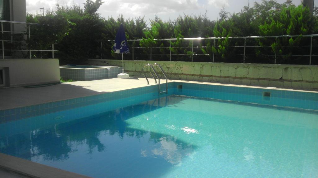 Çeşme Zeytin Apart Hotel מראה חיצוני תמונה
