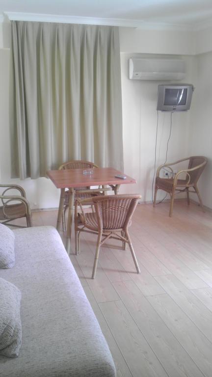 Çeşme Zeytin Apart Hotel מראה חיצוני תמונה