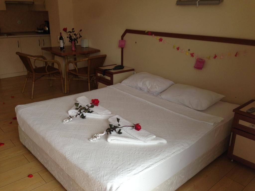 Çeşme Zeytin Apart Hotel מראה חיצוני תמונה